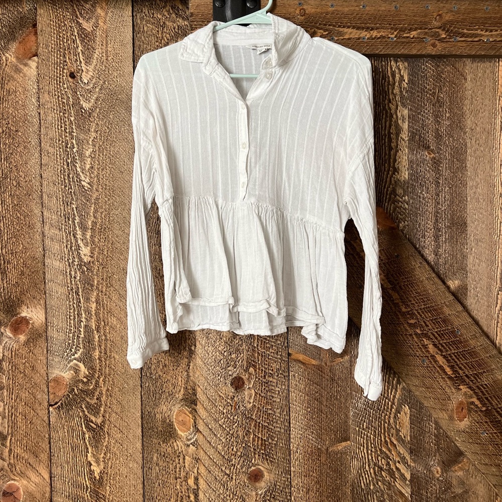American Eagle white blouse